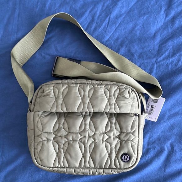 lululemon athletica Handbags - Lululemon embrace crossbody